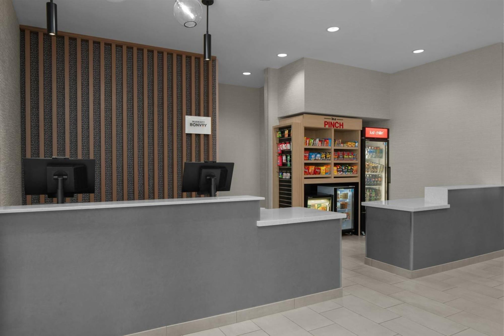 Towneplace Suites By Marriott Sacramento Rancho Cordova Exterior photo